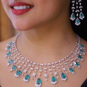 fancy-shape-diamonds-necklace