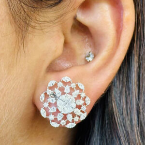 fancy-diamond-earrings