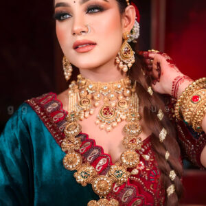 gold-necklace-set