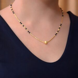 Trinity Touch Gold Mangal Sutra