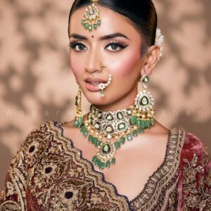 Melody of emeralds diamond polki necklace